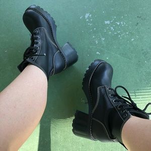 Skechers platform boots